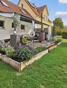 Charmantes Einfamilienhaus mit schönem Garten in Ebersdorf - Ebersdorf (Coburg)