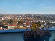 Schöne 2 Zimmer Wohnung mit Balkon *** Fernsicht *** inkl. Lift - ab August frei - Würzburg