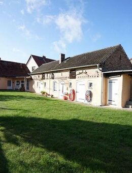 Hauptstadtmakler-Großzügiges Landhaus mit Scheune und Nebengelass - Märkische Heide