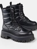 Buffalo Aspen Laceup Quilt Winterstiefelette Winterboots, Stiefelette, Festivalboots mit Warmfutter in 00000