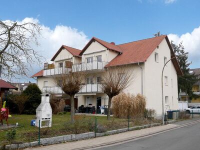 Lichtdurchflutete Dachgeschosswohnung in sonniger Wohnlage von Forchheim-Buckenhofen