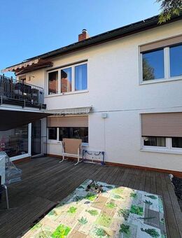 "Mehrfamilienhaus im Herzen von Altbach - Ideal für mehrere Generationen!'' - Altbach