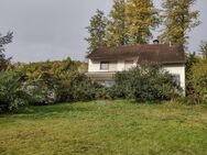 Einfamilienhaus mit Schwimmhalle auf großem, ruhigem Südgrundstück mit Fernsicht - Rückersdorf (Bayern)