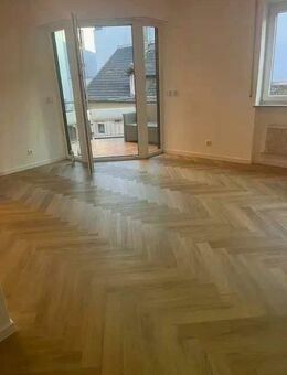 Erstbezug: Kernsanierte 2-Zimmerwohnung im Zentrum von Baden-Baden - Baden-Baden