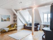 AIGNER - Maisonettewohnung mit 5 Zimmern und großem Potenzial in der begehrten Maxvorstadt - München