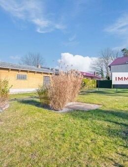 IMMOBERLIN.DE - Gepflegtes Ein-/Zweifamilienhaus in naturverbundener Lage - Schulzendorf