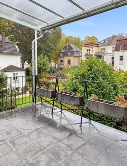 Stilvoll wohnen im denkmalgeschützten Altbau - 4-Zimmer-Refugium mit Terrasse und Blick ins Grüne! - Bonn