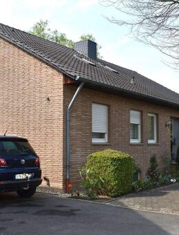 Bungalow in schöner Wohnlage auf großzügigem Grundstück, Dr. Kurzhals Immobilien GmbH, Tel. 02508/451, www. Dr-Kurzhals.de - Drensteinfurt
