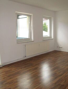 Charmante 2-Zimmer Wohnung mit Balkon & Dusche - Salzgitter