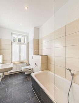 ????Neu und komfortabel! 2-Zimmer-Wohnung frisch renoviert mit EBK und Tageslichtbad ?? - Leipzig