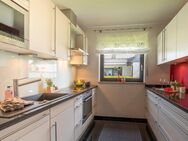Einziehen und wohlfühlen - Attraktive DHH mit Einliegerwohnung, Gartenidylle & viel Platz! - Niedernhausen