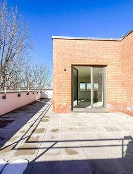 Provisionsfrei! 3 Zimmer-Wohnung mit großer, sonniger Dachterrasse auf der obersten Etage - Wedel