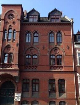 Sehr schöne 3-Raum Wohnung mit Balkon und auf Wunsch mit PKW Stellplatz - Bernburg (Saale)