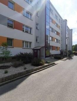 sanierte 3-Raum Wohnung mit Balkon - Bad Elster