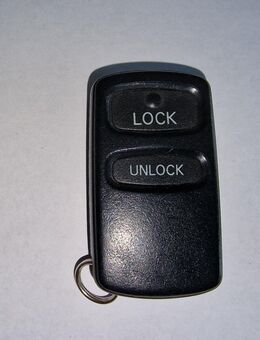 MR587282 Handsender/Funkfernbedienung diverse Mitsubishi-Modelle - Hannover Vahrenwald-List