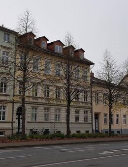 WG-geeignet und zentrumsnah: 5-Zimmer-Dachgeschoss-Wohnung mit Fachwerk-Elementen in Greifswald - Greifswald