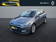 Hyundai i20, 1.4 YES Spurhalteass, Jahr 2015 - Ehrenkirchen