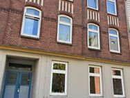Erdgeschosswohnung mit EBK und Wannenbad in FH-Nähe! - Kiel