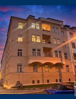 Attraktive 3-Zimmer-Wohnung in denkmalgeschütztem Haus mit Balkon, guter Anbindung und Infrastruktur - Leipzig