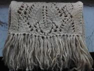 Schal mit Fransen handgestrickt Handarbeit 32x210 cm weich beige - Flensburg