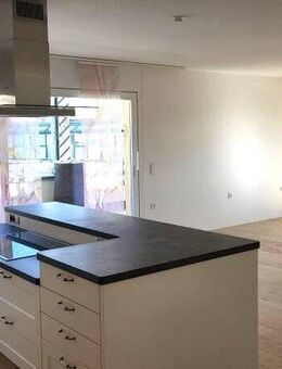 Barrierefreie 3-Zimmer-Dachgeschosswohnung mit Traumterrasse! - Filderstadt