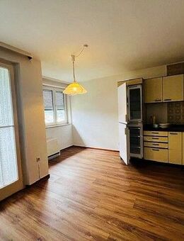 Renovierungsbedürftige Wohnung in Lützenhardt - Waldachtal