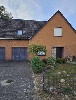 Großzügiges Ein-/Zweifamilienhaus in Maasen zu verkaufen! 3 Garagen - Maasen