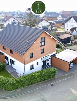 Exklusives Wohnen in ruhiger Ortsrandlage - Neuwertige Doppelhaushälfte mit luxuriöser Ausstattung - Kehl