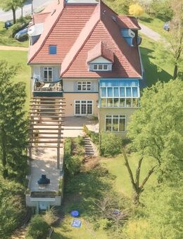 EINZIGARTIGE 3 ZI. MAISONETTE-WOHNUNG IN STILVOLLEN GRÜNDERZEITVILLA MIT ERSTKLASSIGER WOHNFLÄCHE - Dresden