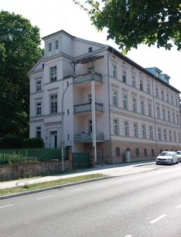 Mehrfamilienhaus mit historischem Hintergrund - Bad Freienwalde (Oder)