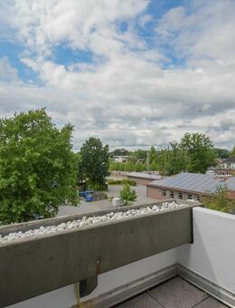 6611 - Über den Dächern von Edewecht! Helle und gut geschnittene 2-Raum-Wohnung im Zentrum! - Edewecht