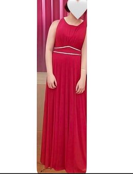 Langes rotes Abendkleid ohne Ärmel - Bedburg