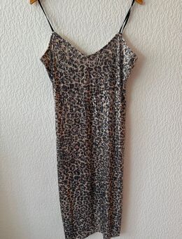 Leo Kleid mit Glitzer Pailletten - Herford (Hansestadt) Zentrum