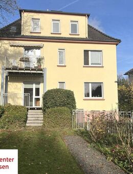 Rarität! Exklusive liebhaber Stadtvilla als 2-3 Familienhaus mit 2 Garagen und traumhaften Kaufgrundstück in Herten - Herten