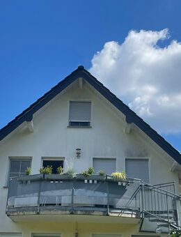 Sonnige 4-Zimmer Eigentumswohnung mit Terrasse zur Vermietung - Hümpfershausen