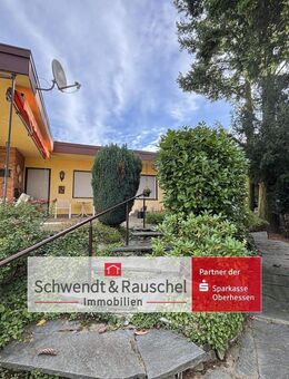 Freistehendes und großzügiges EFH im Bungalowstil in Karben Rendel - Karben