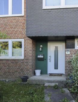 Reihenendhaus mit Garten, Terrasse & Garage - ruhig gelegen in Bad Oldesloe - Bad Oldesloe