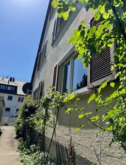SUPER PREIS und tolle LAGE = Doppelhaushälfte in grüner naturnaher Randlage von Fellbach zu verkaufen - Fellbach