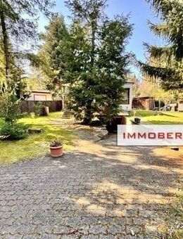 IMMOBERLIN.DE - Herrliches Wochenend- & Freizeitgrundstück mit Bungalow in naturschöner Lage - Grünheide (Mark)