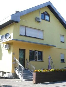 Interessante 3-Zimmer-Wohnung mit Einzelgarage in 76437 Rastatt-Plittersdorf - Rastatt