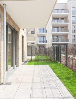 Lichtdurchflutete Erdgeschosswohnung mit sonniger Terrasse *ERSTBEZUG* - Frankfurt (Main)