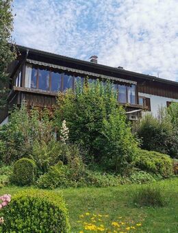 Gr. Landhaus m. Ausblick u. ca. 1.000 m2 Traumgrundstück b. Zwiesel/Bayer. Wald! - Lindberg