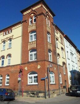 Besichtigung bitte telefonisch abstimmen - Geräumige 4 Raum-Wohnung im DG sucht neuen Mieter - Gotha