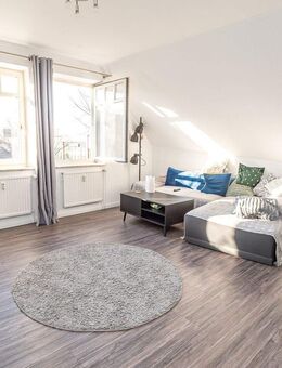 Lichtdurchflutete 3-Zimmer-Wohnung in bester Lage am Pferdemarkt! - Stade (Hansestadt)