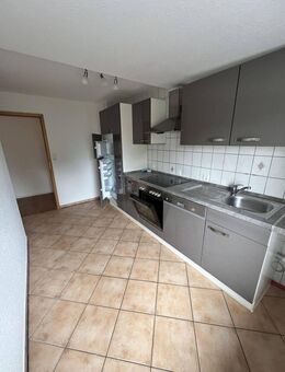 Schöne Dachgeschoßwohnung mit Balkon und Weitblick - Hemer