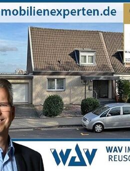 Charmantes Einfamilienhaus in Brühl-West mit herrlicher Aussicht und vielseitigem Raumangebot - Brühl (Nordrhein-Westfalen)