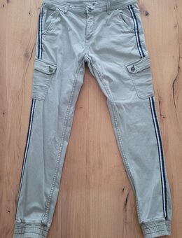 Herrenhose Hellolive. W34 = Gr.48. GUTER ZUSTAND. - Völklingen Zentrum