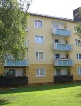 + 3 Zimmer // Großer Balkon + - Goslar