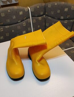Gelb, Schwarze Gummistiefel Gr. 45 - Tangermünde