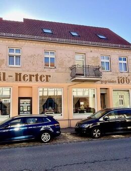 Mehrfamilienhaus mit Gewerbeeinheit voll vermietet - Kremmen